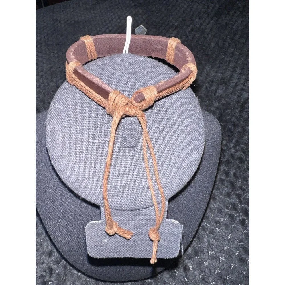 Christian Cuff Bracelet ANTIQUE SILVER CROSS Leather Adjustable Strap Set